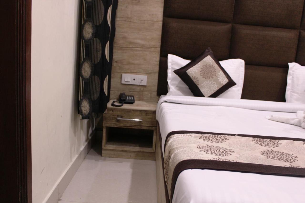 Shree Krishna Hotels Amritsar Esterno foto
